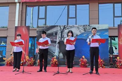 周至二曲街道城西社区举办庆“七一”文艺汇演系列活动